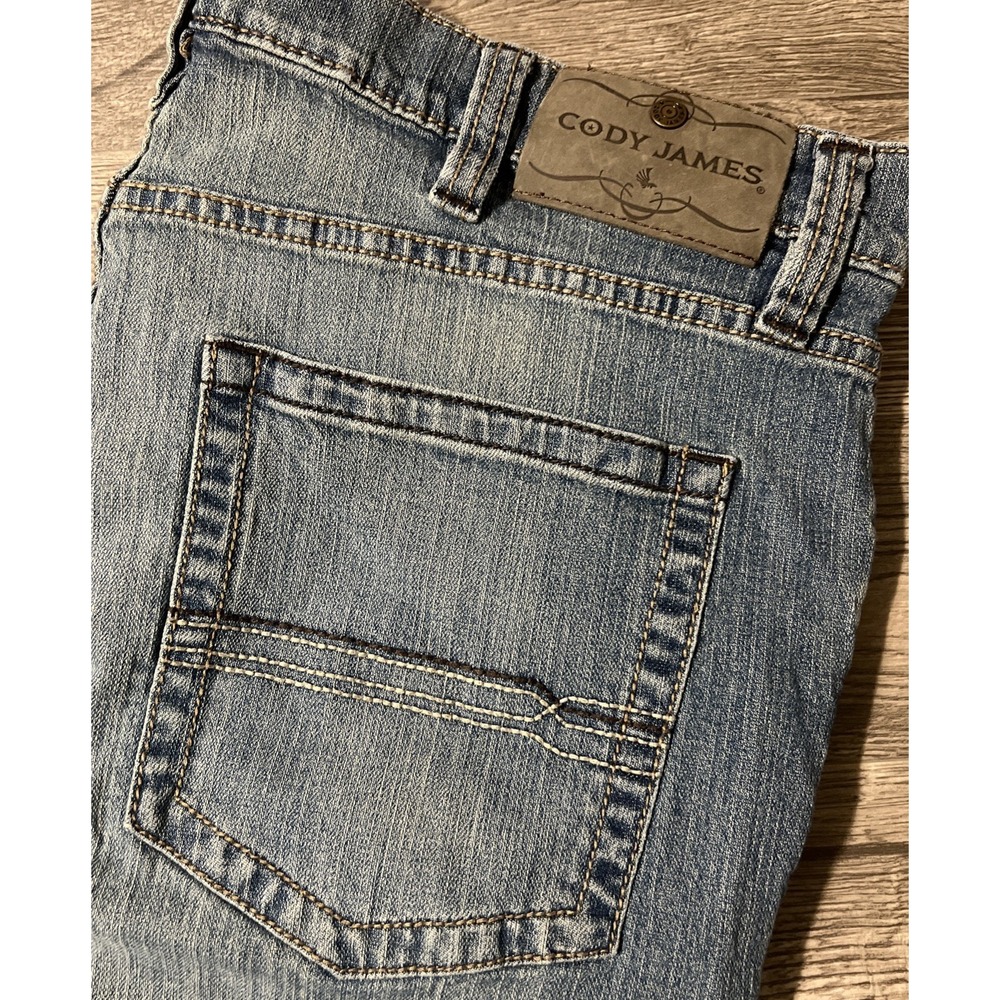 Cody James Boot Cut Medium Wash Western Cowboy Stretch Blue Jeans Size 38x32